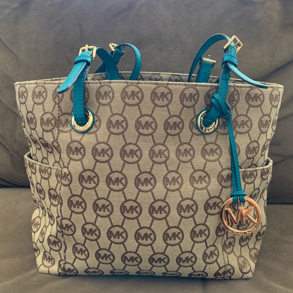 MICHAEL KORS Tote - Picture 1 of 5